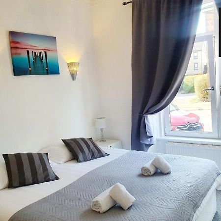 One Bedroom Apartment By Klass Living Serviced Accommodation Bellshill - Elmbank Street Apartment Extérieur photo